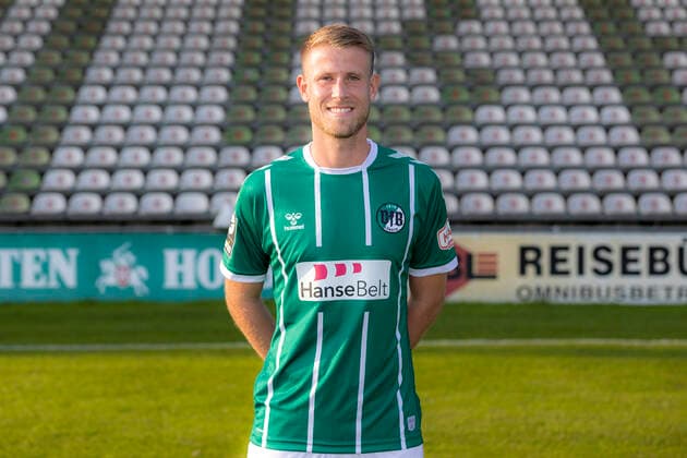 Tommy Grupe (Nr. 17, VfB Luebeck); VfB Lübeck, 3. Liga, Porträttermin 2020 2021 Lübeck Schleswig-Holstein Germany Dietmar-Scholze-Stadion an der L Copyright: xAgentur54GradFelixxKoenigx