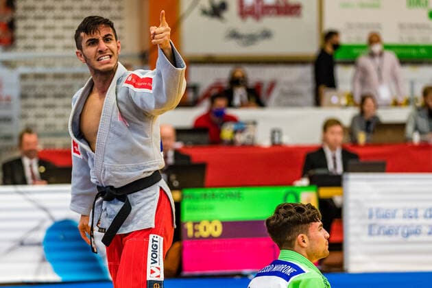 10.10.2020, Brandenburg, Senftenberg: Judo Bundesliga-Finale der Männer 2020: Hratschik Latschinian, KSC Asahi Spremberg foto. Eibner Hammerschmidt Judo Bundesliga-Finale der Männer 2020 Senftenberg