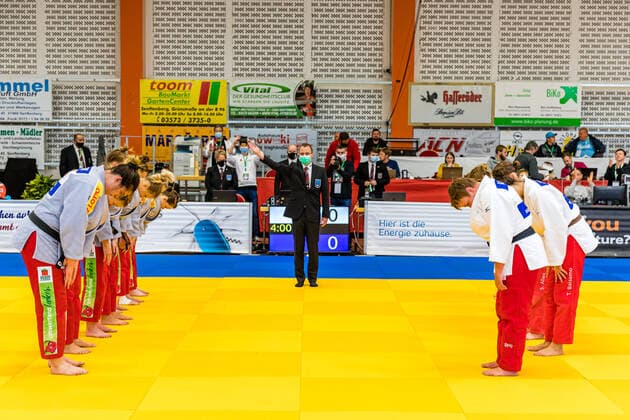 11.10.2020, Brandenburg, Senftenberg: Judo Zweite Bundesliga Finale der Frauen 2020: Mannschaftsaufstellung KSC Asahi Spremberg, Post-SV Düsseldorf - KSC Asahi Spremberg gewinnt 7:0 Judo Zweite Bundesliga Finale der Frauen 2020 Senftenberg