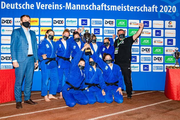 11.10.2020, Brandenburg, Senftenberg: Judo Zweite Bundesliga Finale der Frauen 2020: Der BC Karlsruhe ist Deutscher Judomeister der Frauen. Karlsruhe trat als einzige Mannschaft an und kämpfte in Freundschftsbegegnungen gegen die Zweitligisten. Judo Zweite Bundesliga Finale der Frauen 2020 Senftenberg