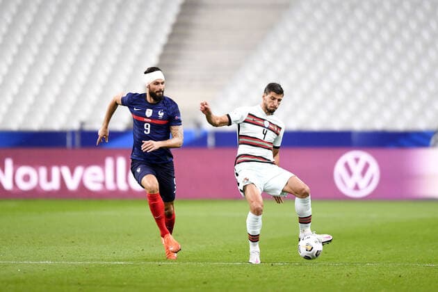09 OLIVIER GIROUD (FRA) - 04 RUBEN DIAS (POR) FOOTBALL : France vs Portugal - Ligue des Nations - 11 10 2020 FEP Panoramic 