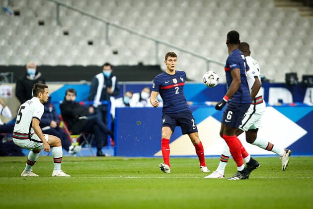 Benjamin Pavard ( 2 - France ) - Paul Pogba ( 6 - France ) - FOOTBALL : France vs Portugal - Ligue des Nations - Saint Denis - 11 10 2020 FedericoPestellini Panoramic 