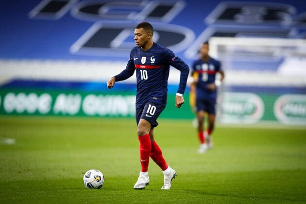 Kylian Mbappe ( France ) - ( 10 - France ) - FOOTBALL : France vs Portugal - Ligue des Nations - Saint Denis - 11 10 2020 FedericoPestellini Panoramic 
