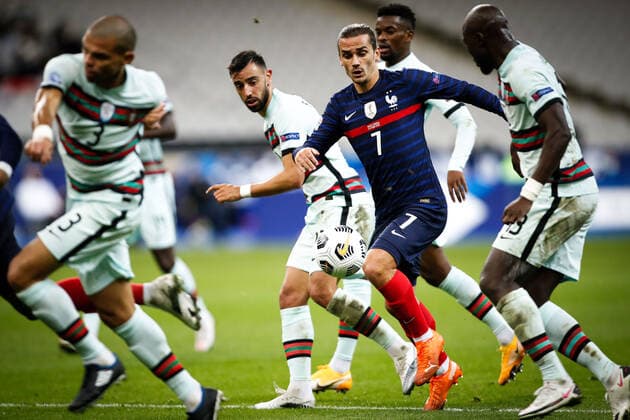 Antoine Griezmann ( 7 - France ) - B Fernandes ( 11 - Portugal ) - FOOTBALL : France vs Portugal - Ligue des Nations - Saint Denis - 11 10 2020 FedericoPestellini Panoramic 
