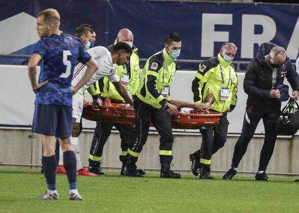 Yvann Macon, Blessure during the U21, U 21 European Championships qualifying football match France vs Slovaquie at the Meinau stadium in Strasbourg, eastern France, on October 12, 2020. FOOTBALL : France vs Slovaquie - U21 - strasbourg - 12 10 2020 ELYxandrocegarra panoramic 