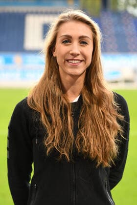 Stellvertretende Mannschaftsaerztin Deborah Becker ( MSV Duisburg Frauen ). 12.10.2020, Fussball, Frauen Fussball Bundesliga, MSV Duisburg Teampraesentation 2020 21 DFL DFB REGULATIONS PROHIBIT ANY USE OF PHOTOGRAPHS AS IMAGE SEQUENCES AND OR QUASI-VIDEO 12.10.2020, Fussball, Frauen Fussball Bundesliga, MSV Duisburg Teampraesentation 2020 21 Duisburg Copyright: xThomasxThienelx Eibner-Pressefotox EP_ttl