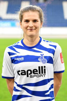 Sophie Maierhofer ( MSV Duisburg Frauen ). 12.10.2020, Fussball, Frauen Fussball Bundesliga, MSV Duisburg Teampraesentation 2020 21 DFL DFB REGULATIONS PROHIBIT ANY USE OF PHOTOGRAPHS AS IMAGE SEQUENCES AND OR QUASI-VIDEO 12.10.2020, Fussball, Frauen Fussball Bundesliga, MSV Duisburg Teampraesentation 2020 21 Duisburg Copyright: xThomasxThienelx Eibner-Pressefotox EP_ttl
