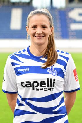 Lucia Harsanyova ( MSV Duisburg Frauen ). 12.10.2020, Fussball, Frauen Fussball Bundesliga, MSV Duisburg Teampraesentation 2020 21 DFL DFB REGULATIONS PROHIBIT ANY USE OF PHOTOGRAPHS AS IMAGE SEQUENCES AND OR QUASI-VIDEO 12.10.2020, Fussball, Frauen Fussball Bundesliga, MSV Duisburg Teampraesentation 2020 21 Duisburg Copyright: xThomasxThienelx Eibner-Pressefotox EP_ttl