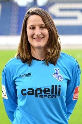 Torhueterin Carolin-Sophie Haerling ( MSV Duisburg Frauen ). 12.10.2020, Fussball, Frauen Fussball Bundesliga, MSV Duisburg Teampraesentation 2020 21 DFL DFB REGULATIONS PROHIBIT ANY USE OF PHOTOGRAPHS AS IMAGE SEQUENCES AND OR QUASI-VIDEO 12.10.2020, Fussball, Frauen Fussball Bundesliga, MSV Duisburg Teampraesentation 2020 21 Duisburg Copyright: xThomasxThienelx Eibner-Pressefotox EP_ttl