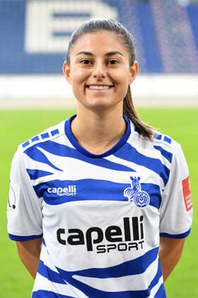 Ecem Cuemert ( MSV Duisburg Frauen ). 12.10.2020, Fussball, Frauen Fussball Bundesliga, MSV Duisburg Teampraesentation 2020 21 DFL DFB REGULATIONS PROHIBIT ANY USE OF PHOTOGRAPHS AS IMAGE SEQUENCES AND OR QUASI-VIDEO 12.10.2020, Fussball, Frauen Fussball Bundesliga, MSV Duisburg Teampraesentation 2020 21 Duisburg Copyright: xThomasxThienelx Eibner-Pressefotox EP_ttl