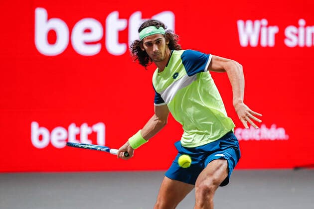 HARRIS, Lloyd (RSA) ATP, Tennis Herren Ranking No. 92, gesetzt als Qualifikant bei den bett1HULKS Indoors - ATP 250 am 14.10.2020 in Köln (LANXESS arena), Deutschland