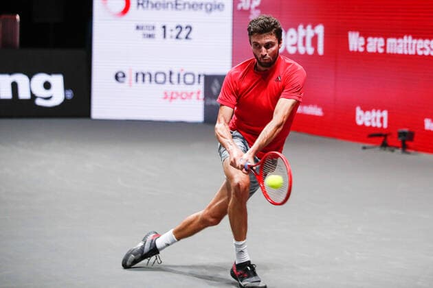 Öffnung der Tennis-Saison nach Corona mit Einschränkung (Einzel, Abstand, etc.), Berlin, 25.04.2020,