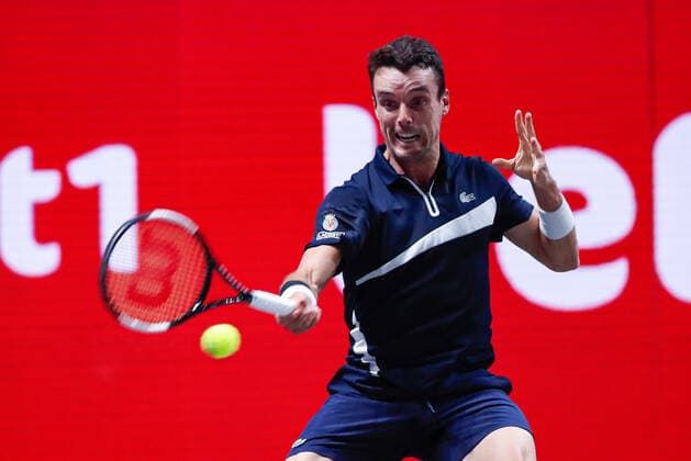 Öffnung der Tennis-Saison nach Corona mit Einschränkung (Einzel, Abstand, etc.), Berlin, 25.04.2020,