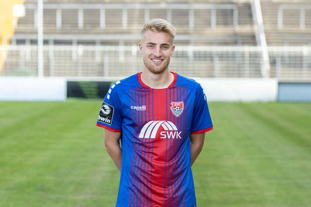 KFC Uerdingen; 3.Liga, Porträttermin 2020 2021 KFC Uerdingen; 3.Liga, Porträttermin 2020 2021 Fridolin Wagner; KFC Uerdingen; 3.Liga, Porträttermin 2020 2021 Krefeld Grotenburg-Stadion Nordrhein-Westfalen Deutschland