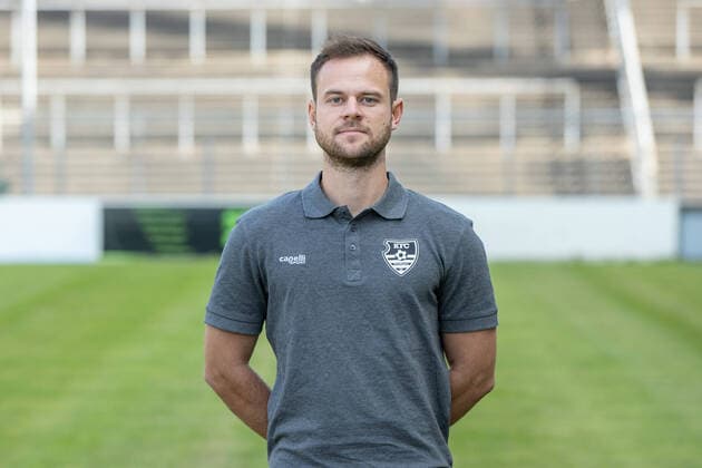 KFC Uerdingen; 3.Liga, Porträttermin 2020 2021 KFC Uerdingen; 3.Liga, Porträttermin 2020 2021 Spielanalyst Jens Tiesler; KFC Uerdingen; 3.Liga, Porträttermin 2020 2021 Krefeld Grotenburg-Stadion Nordrhein-Westfalen Deutschland