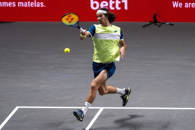 Im Lloyd HARRIS (RSA), Alexander ZVEREV (GER) vs. Lloyd HARRIS (RSA), TENNIS, bett1hulks Indoor, 16.10.2020, GER, TENNIS, ATP, Tennis Herren TOUR, bett1hulks Indoor, Alexander ZVEREV (GER) vs. Lloyd HARRIS (RSA), 16.10.2020 KOELN Copyright: xEibnerxPressefotox xBenjaminxSOELZERx EP_BSO