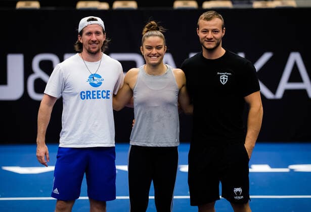 October 16, 2020, Ostrava, CZECH REPUBLIC: Maria Sakkari of Greece and her team during practice at the 2020 J&T Banka Ostrava Open WTA, Tennis Damen Premier tennis tournament Ostrava CZECH REPUBLIC - ZUMAa181 20201016_zaa_a181_093 Copyright: xRobxPrangex