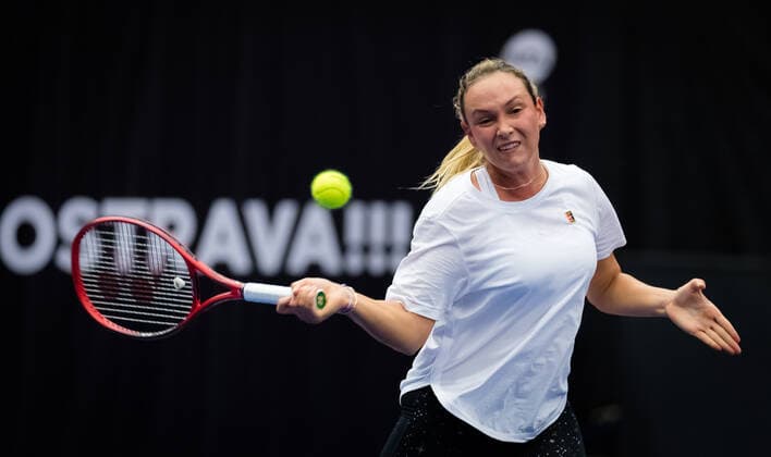 October 16, 2020, Ostrava, CZECH REPUBLIC: Donna Vekic of Croatia during practice at the 2020 J&T Banka Ostrava Open WTA, Tennis Damen Premier tennis tournament Ostrava CZECH REPUBLIC - ZUMAa181 20201016_zaa_a181_156 Copyright: xRobxPrangex
