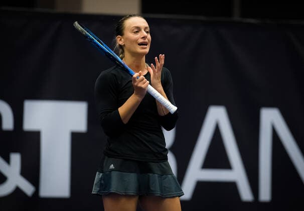 October 17, 2020, Ostrava, CZECH REPUBLIC: Ana Bogdan of Romania in action during the first qualifications round at the 2020 J&T Banka Ostrava Open WTA, Tennis Damen Premier tennis tournament against Sara Sorribes Tormo of Spain Ostrava CZECH REPUBLIC - ZUMAa181 20201017_zaa_a181_005 Copyright: xRobxPrangex