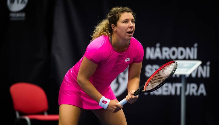 Sport Bilder des Tages October 17, 2020, Ostrava, CZECH REPUBLIC: Anna-Lena Friedsam of Germany in action during the first qualifications round at the 2020 J&T Banka Ostrava Open WTA, Tennis Damen Premier tennis tournament against Jil Teichmann of Switzerland Ostrava CZECH REPUBLIC - ZUMAa181 20201017_zaa_a181_087 Copyright: xRobxPrangex