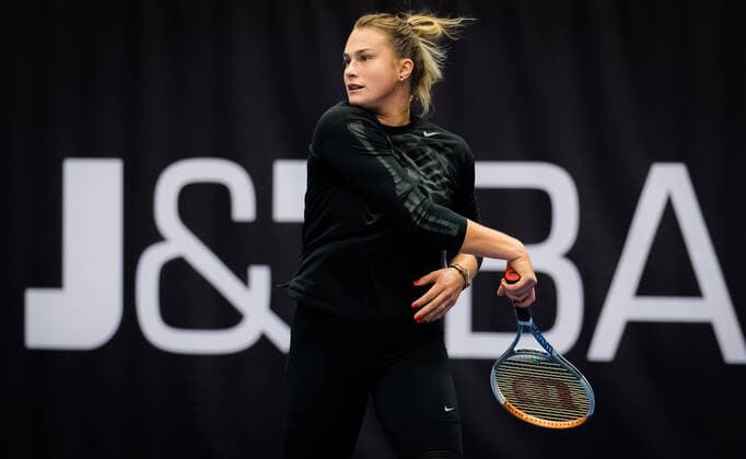 October 17, 2020, Ostrava, CZECH REPUBLIC: Aryna Sabalenka of Belarus during practice at the 2020 J&T Banka Ostrava Open WTA, Tennis Damen Premier tennis tournament Ostrava CZECH REPUBLIC - ZUMAa181 20201017_zaa_a181_148 Copyright: xRobxPrangex