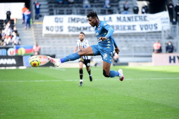 11 OPA NGUETTE (METZ) FOOTBALL : Angers vs Metz - Ligue 1 Uber Eats - 18 10 2020 FEP Panoramic 