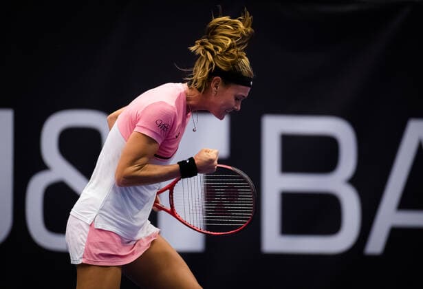 October 18, 2020, Ostrava, CZECH REPUBLIC: Marie Bouzkova of the Czech Republic in action during the second qualifications round at the 2020 J&T Banka Ostrava Open WTA, Tennis Damen Premier tennis tournament against Daria Kasatkina of Russia Ostrava CZECH REPUBLIC - ZUMAa181 20201018_zaa_a181_140 Copyright: xRobxPrangex