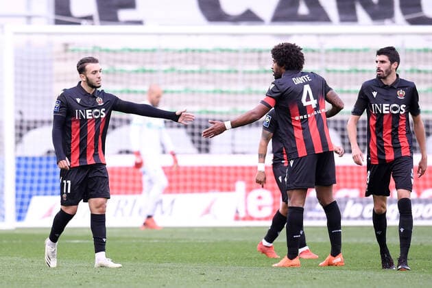 JOIE - FAIR PLAY - 11 Amine GOUIRI (nice) - 04 DANTE (nice) FOOTBALL : Saint Etienne vs Nice - Ligue 1 Uber Eats - 18 10 2020 FEP Panoramic 
