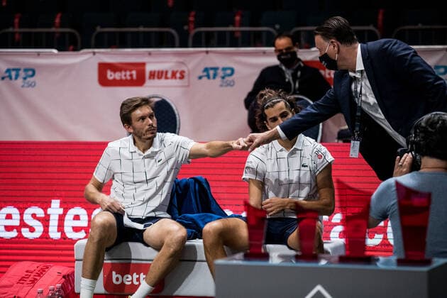 bett1HULKS Indoors - ATP, Tennis Herren 250; Koeln, 18.10.2020 Nicolas MAHUT (FRA) und Pierre-Hugues HERBERT (FRA) gewinnen das Doppel bett1HULKS Indoors - ATP 250 am 18.10.2020 in Koeln (LANXESSarena), Deutschland Copyright: xBEAUTIFULxSPORTS Wunderlx