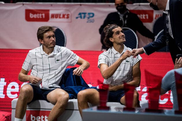 bett1HULKS Indoors - ATP, Tennis Herren 250; Koeln, 18.10.2020 Nicolas MAHUT (FRA) und Pierre-Hugues HERBERT (FRA) gewinnen das Doppel bett1HULKS Indoors - ATP 250 am 18.10.2020 in Koeln (LANXESSarena), Deutschland Copyright: xBEAUTIFULxSPORTS Wunderlx
