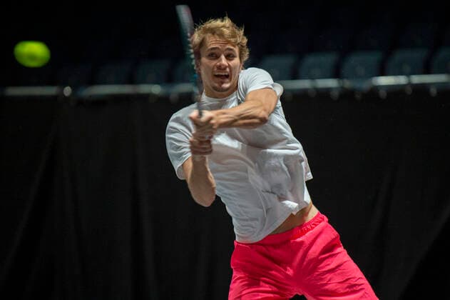 Im Alexander ZVEREV (GER), Alexander ZVEREV (GER) exklusiv vor dem Doppel-Match, TENNIS, bett1HULKS Championship, 20.10.2020, GER, TENNIS, ATP, Tennis Herren TOUR, bett1HULKS Championship, Alexander ZVEREV (GER) exklusiv vor dem Doppel-Match, 20.10.2020 KOELN Copyright: xEibnerxPressefotox xBenjaminxSOELZERx EP_BSO