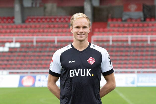 Hendrik Bonmann, FC Würzburger Kickers, 2. Bundesliga, Porträttermin 2020 2021, Copyright: FWK HMBxMedia xHeikoxBecker