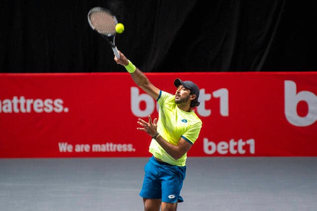 Im Aisam-Ul-Haq QURESHI (PAK), Dominic INGLOT (GBR) und Aisam-Ul-Haq QURESHI (PAK) vs. Alexander ZVEREV (GER) und Mischa ZVEREV (GER), TENNIS, bett1HULKS Championship, 20.10.2020, GER, TENNIS, ATP, Tennis Herren TOUR, bett1HULKS Championship, Dominic INGLOT (GBR) und Aisam-Ul-Haq QURESHI (PAK) vs. Alexander ZVEREV (GER) und Mischa ZVEREV (GER), 20.10.2020 KOELN Copyright: xEibnerxPressefotox xBenjaminxSOELZERx EP_BSO