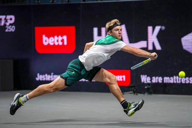 Im Alejandro DAVIDOVICH FOKINA (ESP), Damir DZUMHUR (BIH) vs. Alejandro DAVIDOVICH FOKINA (ESP), TENNIS, bett1HULKS Championship, 20.10.2020, GER, TENNIS, ATP, Tennis Herren TOUR, bett1HULKS Championship, Damir DZUMHUR (BIH) vs. Alejandro DAVIDOVICH FOKINA (ESP), 20.10.2020 KOELN Copyright: xEibnerxPressefotox xBenjaminxSOELZERx EP_BSO