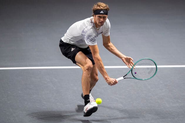 Im Alexander ZVEREV (GER) , Kevin KRAWIETZ (GER), Andreas MIES (GER) vs. Alexander ZVEREV (GER), Mischa ZVEREV (GER), TENNIS, bett1HULKS Championship, 22.10.2020, GER, TENNIS, ATP, Tennis Herren TOUR, bett1HULKS Championship, Kevin KRAWIETZ (GER), Andreas MIES (GER) vs. Alexander ZVEREV (GER), Mischa ZVEREV (GER), 22.10.2020 KOELN Copyright: xEibnerxPressefotox xBenjaminxSOELZERx EP_BSO