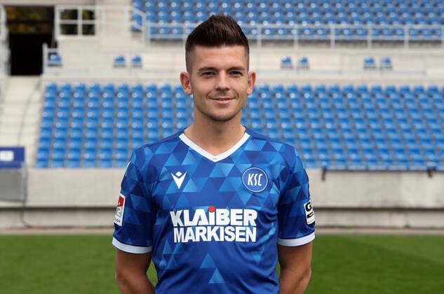 Karlsruher SC Portraittermin Saison 2020 2021 Marvin Wanitzek, Karlsruher SC, 2. Bundesliga, Porträttermin 2020 2021.