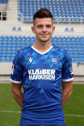 Karlsruher SC Portraittermin Saison 2020 2021 Marvin Wanitzek, Karlsruher SC, 2. Bundesliga, Porträttermin 2020 2021.