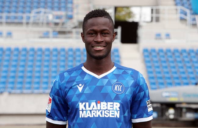 Karlsruher SC Portraittermin Saison 2020 2021 Babacar Gueye, Karlsruher SC, 2. Bundesliga, Porträttermin 2020 2021.