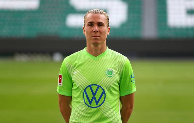 Felix Klaus; VfL Wolfsburg; 1.BL, Porträttermin 2020 2021, Wolfsburg