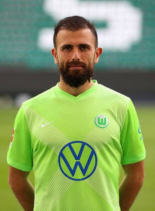 Admir Mehmedi; VfL Wolfsburg; 1.BL, Porträttermin 2020 2021, Wolfsburg