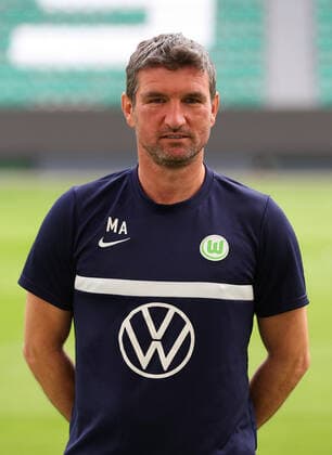 Assistenztrainer Michael Angerschmid; VfL Wolfsburg; 1.BL, Porträttermin 2020 2021, Wolfsburg