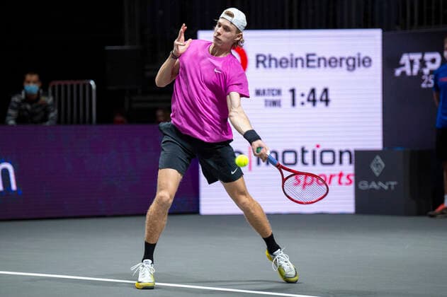 Im Denis SHAPOVALOV (CAN) , Denis SHAPOVALOV (CAN) vs. Gilles SIMON (FRA), TENNIS, bett1HULKS Championship, 22.10.2020, GER, TENNIS, ATP, Tennis Herren TOUR, bett1HULKS Championship, Denis SHAPOVALOV (CAN) vs. Gilles SIMON (FRA), 22.10.2020 KOELN Copyright: xEibnerxPressefotox xBenjaminxSOELZERx EP_BSO