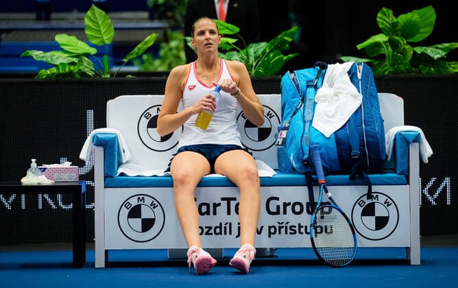 October 22, 2020, Ostrava, CZECH REPUBLIC: Karolina Pliskova of the Czech Republic in action during the second round at the 2020 J&T Banka Ostrava Open WTA, Tennis Damen Premier tennis tournament against Veronika Kudermetova of Russia Ostrava CZECH REPUBLIC - ZUMAa181 20201022_zaa_a181_086 Copyright: xRobxPrangex