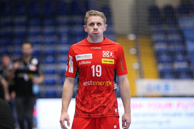 Bilder des Jahres 2020, Sport 10 Oktober Sport Themen der Woche KW43 Sport Bilder des Tages Dimitri Ignatow (TUSEM Essen 19) GER, Handball, 1. Bundesliga, TBV Lemgo Lippe gegen TUSEM Essen, 22.10.2020 Lemgo *** Dimitri Ignatow TUSEM Essen 19 GER, Handball, 1 Bundesliga, TBV Lemgo Lippe vs. TUSEM Essen, 22 10 2020 Lemgo Copyright: xStrohdiekx Eibner-Pressefotox EP_jsk