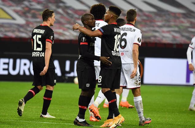 22.10.2020, xjhx, Fussball UEFA Europa League, Bayer 04 Leverkusen - OGC Nizza emspor, v.l. Moussa Diaby (Bayer Leverkusen), Wendell (Bayer Leverkusen) celebrate the goal, Der Torjubel zum 3:1 (DFL DFB REGULATIONS PROHIBIT ANY USE OF PHOTOGRAPHS as IMAGE SEQUENCES and or QUASI-VIDEO) Leverkusen