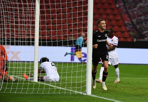 22.10.2020, xjhx, Fussball UEFA Europa League, Bayer 04 Leverkusen - OGC Nizza emspor, v.l. Florian Wirtz (Bayer Leverkusen) celebrate the goal, Der Torjubel zum 6:1 (DFL DFB REGULATIONS PROHIBIT ANY USE OF PHOTOGRAPHS as IMAGE SEQUENCES and or QUASI-VIDEO) Leverkusen