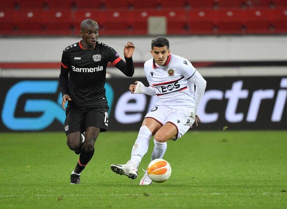 v.re., Youcef Atal (OGC Nizza), Moussa Diaby (Bayer 04 Leverkusen) 22.10.2020, Fussball, UEFA Europa League, Saison 2020 2021, 1. Spieltag, Bayer 04 Leverkusen - OGC Nizza Foto: TEAM2sportphoto Leverkusen BayArena Nordrhein Westfalen Deutschland