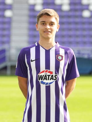 Teampraesentation Erz.Aue Fussball 2.Bundesliga Noah Baumann, FC Erzgebirge Aue; 2.Bundesliga, Porträttermin 2020 2021 , Aue, 22.10.2020, Erzgebirgsstadion, Fussball ,