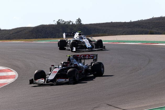 FORMULA 1 HEINEKEN PORTUGUESE GRAND PRIX 2020 23.10.2020, Autodromo Internacional do Algarve, Portimao, FORMULA 1 HEINEKEN PORTUGUESE GRAND PRIX 2020,im Bild Kevin Magnussen (DNK 20), Haas F1 Team, Nicholas Latifi (CAN 6), Rokit Williams Racing