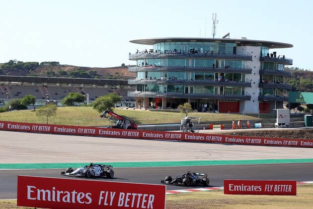 FORMULA 1 HEINEKEN PORTUGUESE GRAND PRIX 2020 23.10.2020, Autodromo Internacional do Algarve, Portimao, FORMULA 1 HEINEKEN PORTUGUESE GRAND PRIX 2020,im Bild Daniil Kvyat (RUS 26), Scuderia AlphaTauri Honda, Lewis Hamilton (GB 44), Mercedes-AMG Petronas F1 Team